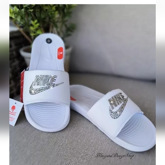 Nike Victori One Slide Sandals Custom with Swarovski Crystal Rhinestones Bling - Picture 8 of 8